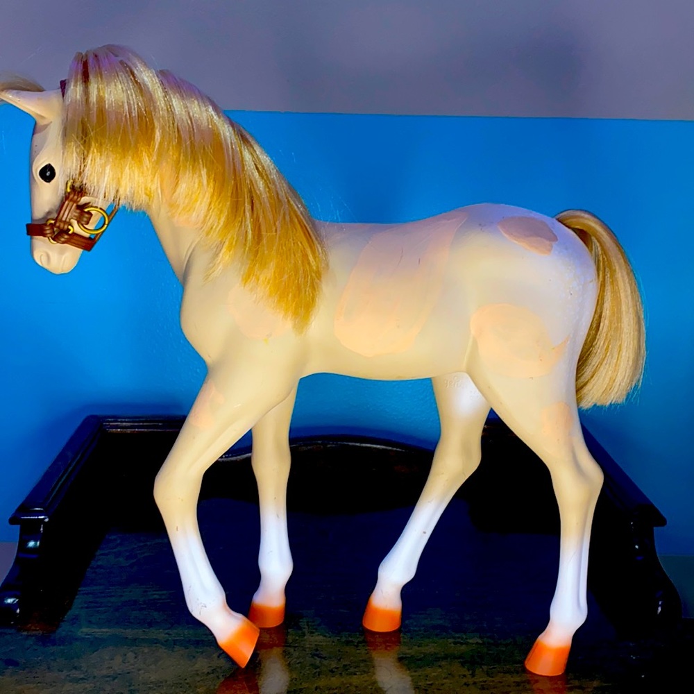 Horse figurine